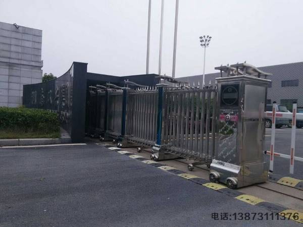 湖南双兴伸缩门