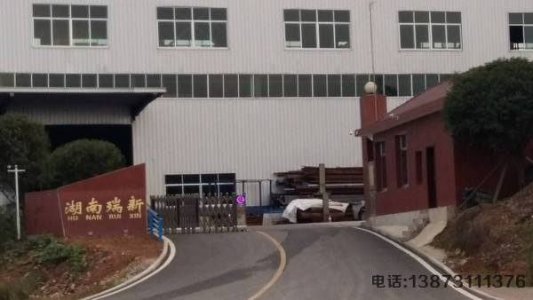 湖南瑞新伸缩门