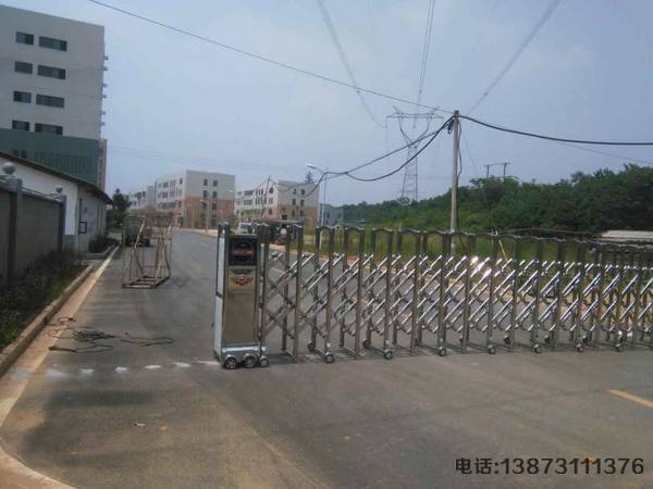 佳海工业园伸缩门