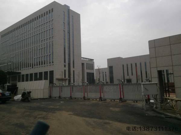 南站计量中心伸缩门